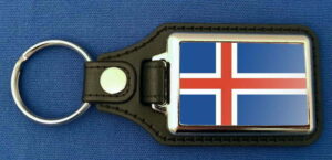 Island Schlüsselanhänger aus Metall und Kunstleder | ca. 95 X 37  mm